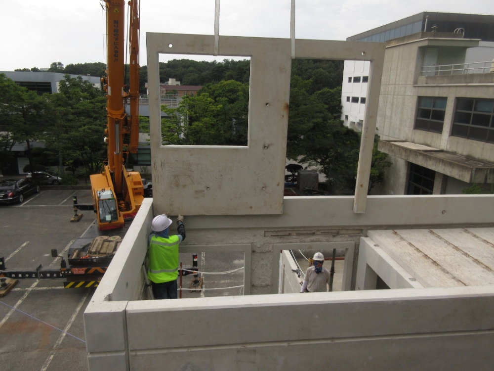 하프PC로 시공중인 모습 / 사진=대우건설