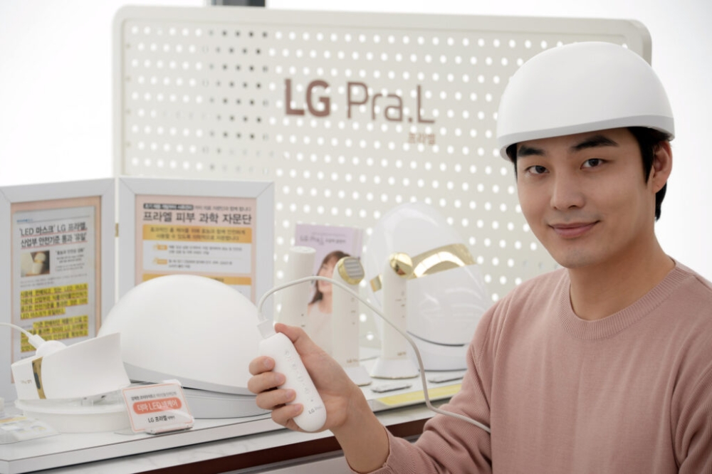 LG전자가 탈모치료기 'LG 프라엘 메디헤어'를 29일까지 사전 예약 판매를 진행한다. 정식 출시일은 30일이며, 가격은 199만원이다./사진=LG전자