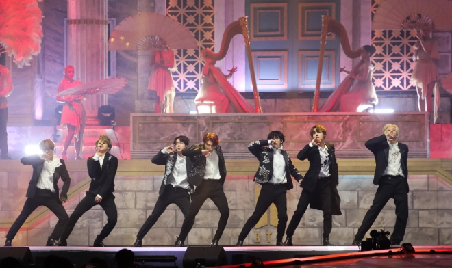 카카오는 뮤직 플랫폼 멜론의 ‘MMA 2020(멜론뮤직어워드 2020)’에 그룹 방탄소년단이 출연을 확정했다. 사진=카카오.