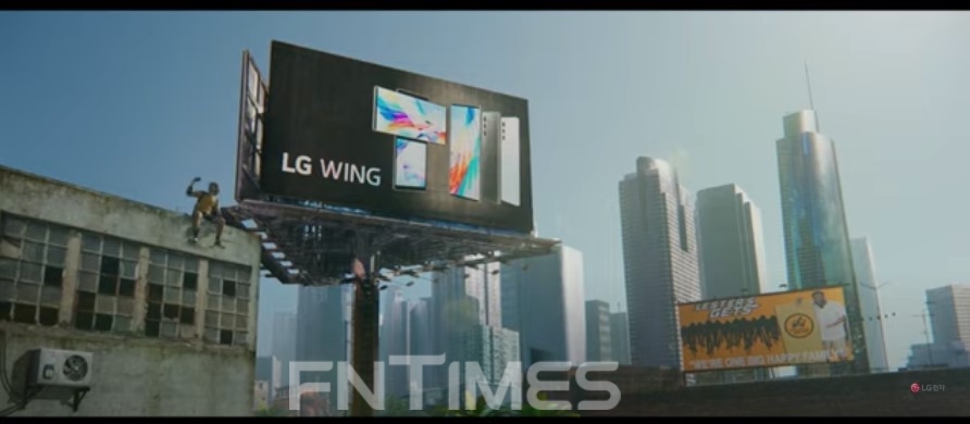 세계적인 영화 감독 마이클 베이의 신작 '송베이'의 예고 영상에 'LG 윙'이 깜짝 등장했다./사진=LG전자 공식 유튜브 캡쳐
