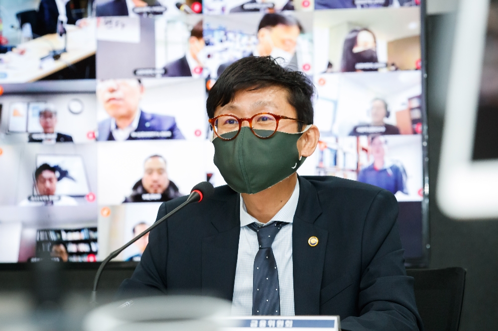 도규상 금융위 부위원장이 지난해 11월 12일 서울 마포구 프론트원에서 열린 제4차 디지털금융 협의회에 참석해 모두발언을 하고 있다./사진=금융위원회(2020.11.12)