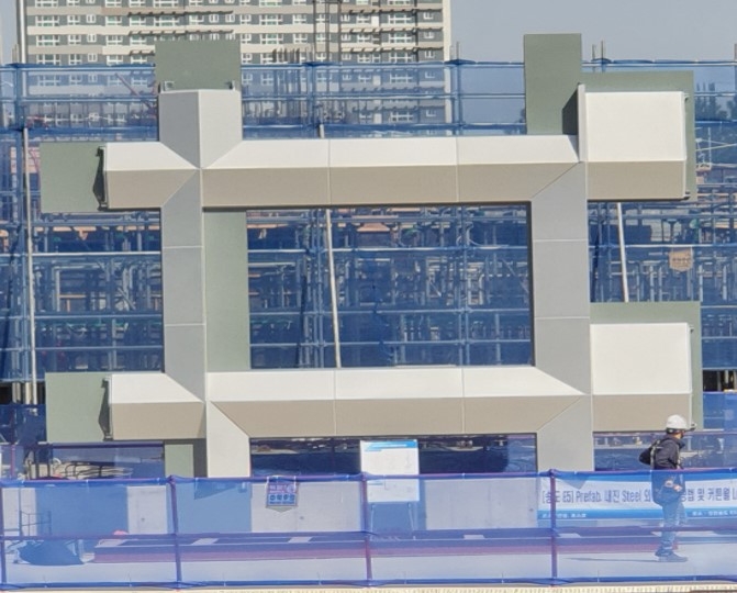 프리패브 공법 포스맥 패널 / 사진=포스코건설