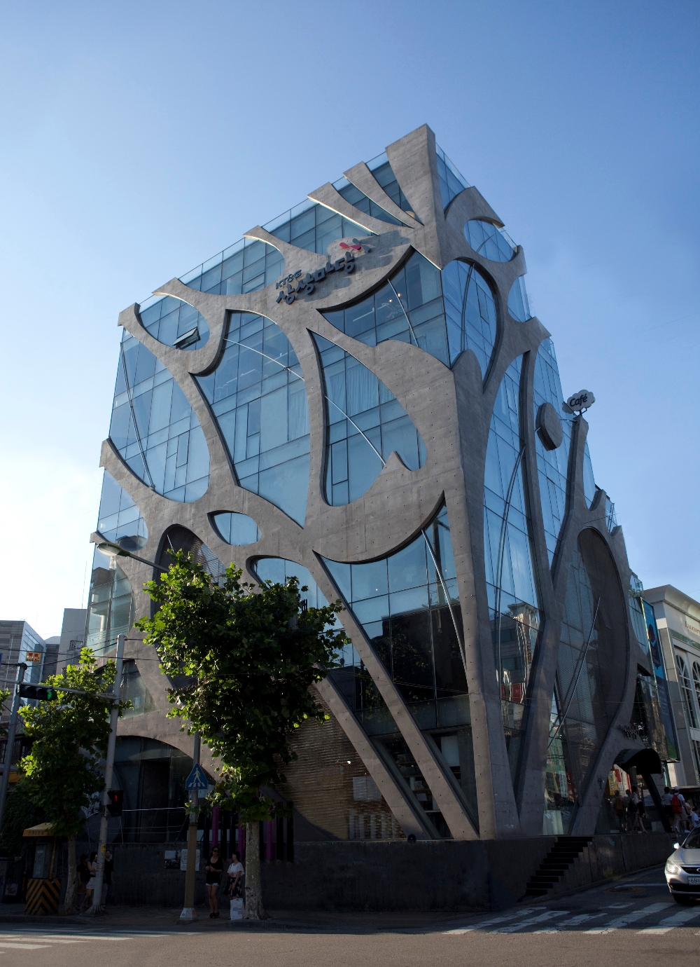 ‘KT&G 상상마당 홍대’ 건물 전경 사진 1부. / 사진제공 = KT&G