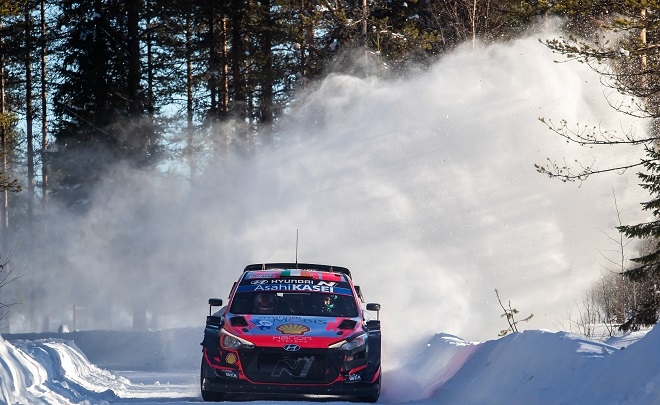 ‘2021 월드랠리챔피언십’ 2차 대회 핀란드 북극 랠리에서 현대자동차 ‘i20 Coupe WRC’ 랠리카가 주행하고 있다. 사진=현대차.