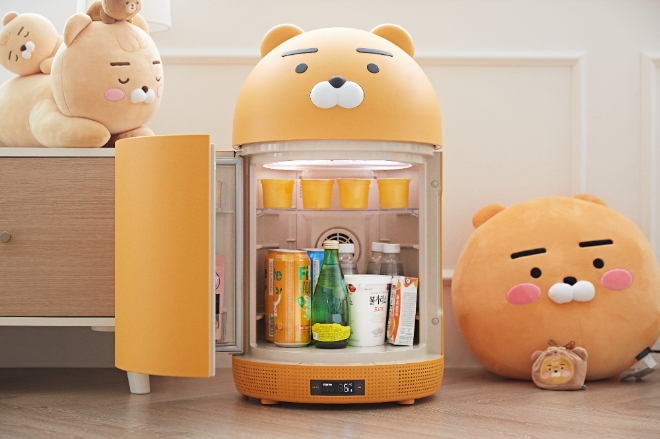 카카오커머스의 주문제작 플랫폼 ‘카카오메이커스’가 오는 18일17시까지 ‘라이언 냉장고’를 주문 받는다. 사진=카카오.