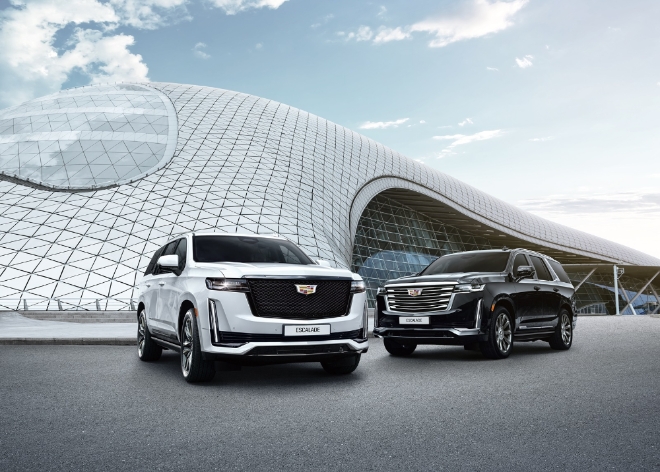 캐딜락은 전국 캐딜락 전시장을 통해 신형 에스컬레이드를 전시하고 오늘부터 본격 판매에 돌입한다. 사진=한국GM.