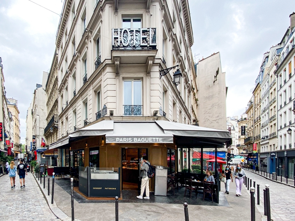프랑스 파리에 위치한 파리바게뜨 '생미셸'점 전경/사진제공=SPC그룹