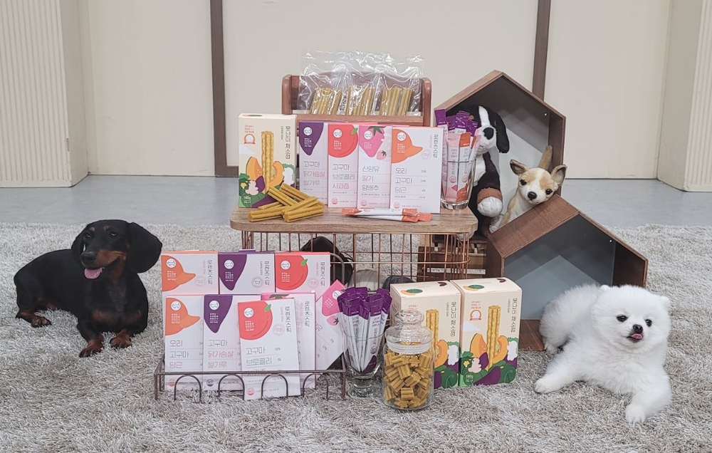 GS샵, 반려동물 간식 ‘로렌츠스틱’/사진제공=GS리테일