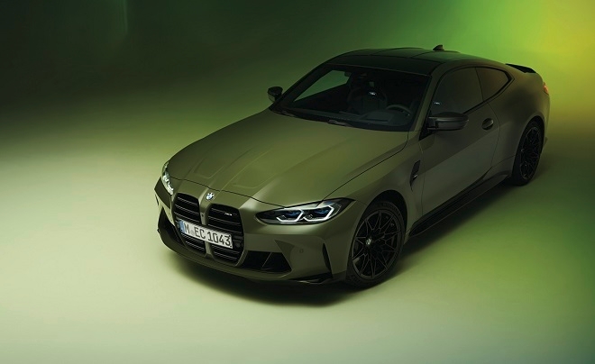 BMW 뉴 M4 쿠페 컴페티션 M xDrive 퍼스트 에디션.