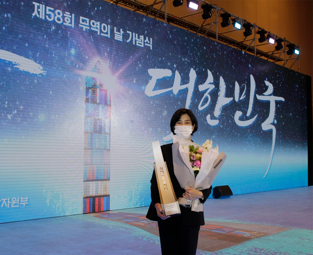 삼양식품 3억불 수출탑 수상 김정수 총괄사장./ 사진제공 = 삼양식품