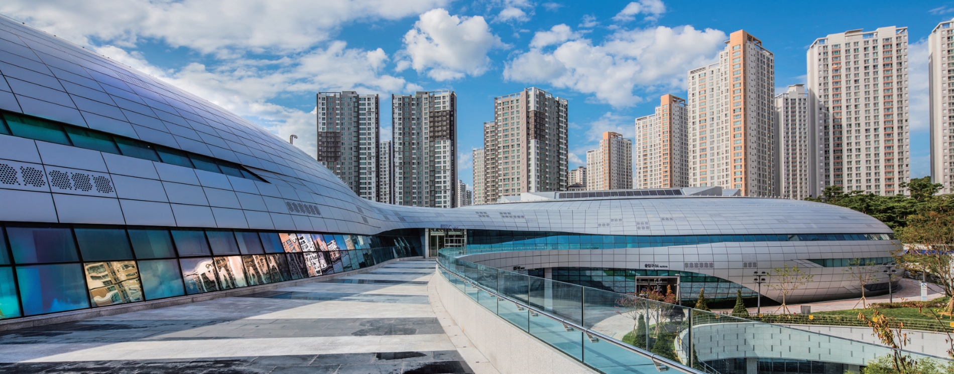 정부 세종청사 체육관 외관 모습. / 사진제공=한양