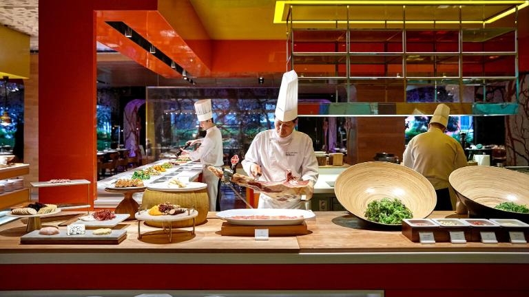 롯데호텔 서울 '라세느' 내부 모습./ 사진제공 = 롯데호텔앤리조트 홈페이지