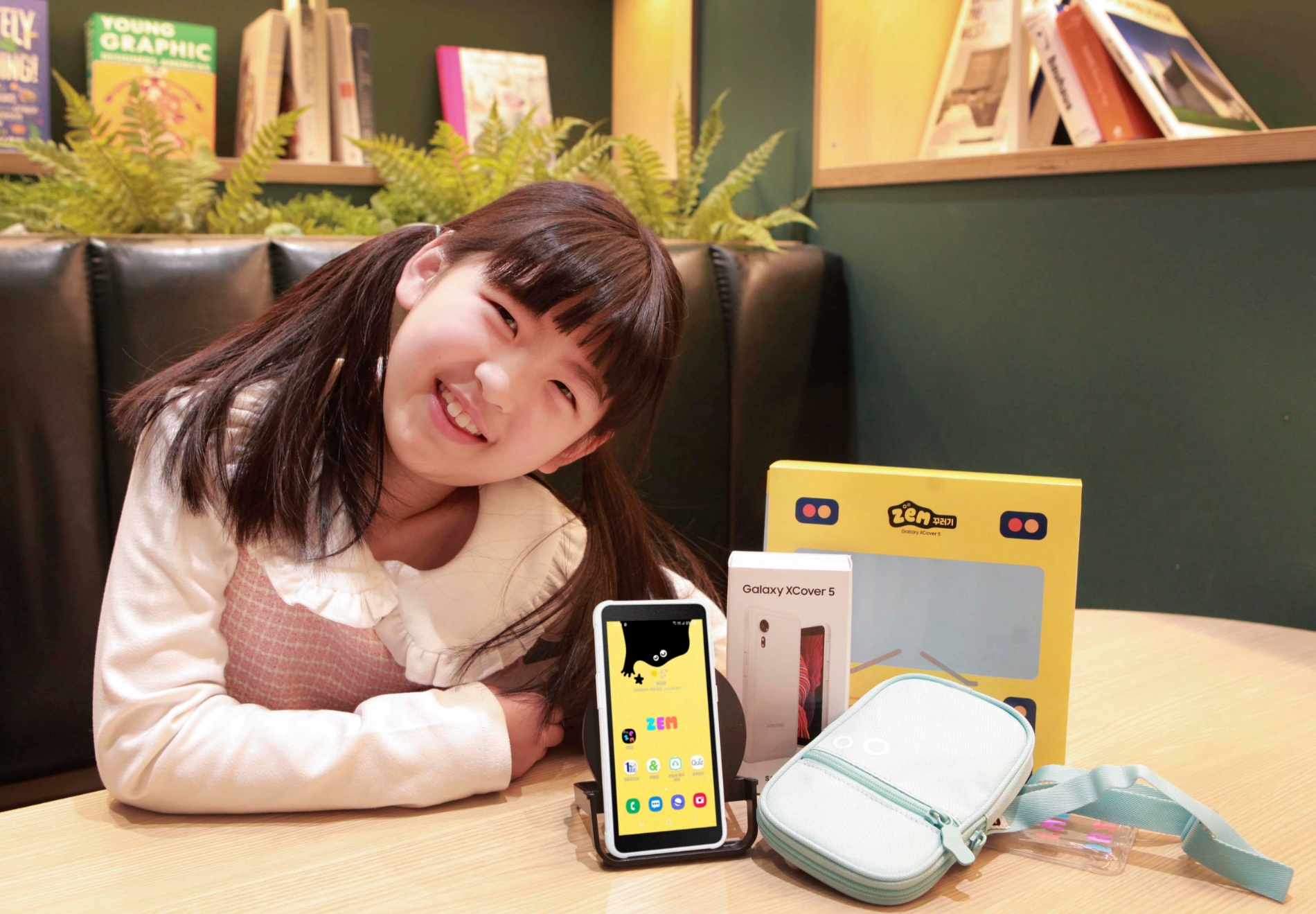 SKT 키즈용 스마트폰'ZEM 꾸러기 폰'. 사진=SK텔레콤