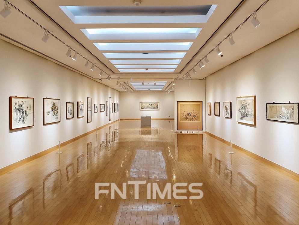 한국은행(총재 이창용) 화폐박물관이 당행 창립 제72주년을 기념해 여는 한은갤러리 기획전 ‘독화, 그림을 읽다’ 전시장 내부./사진=한국은행