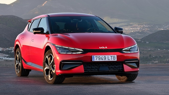 기아 EV6 GT, 아우디 Q4 e트론에 비교평가 완승