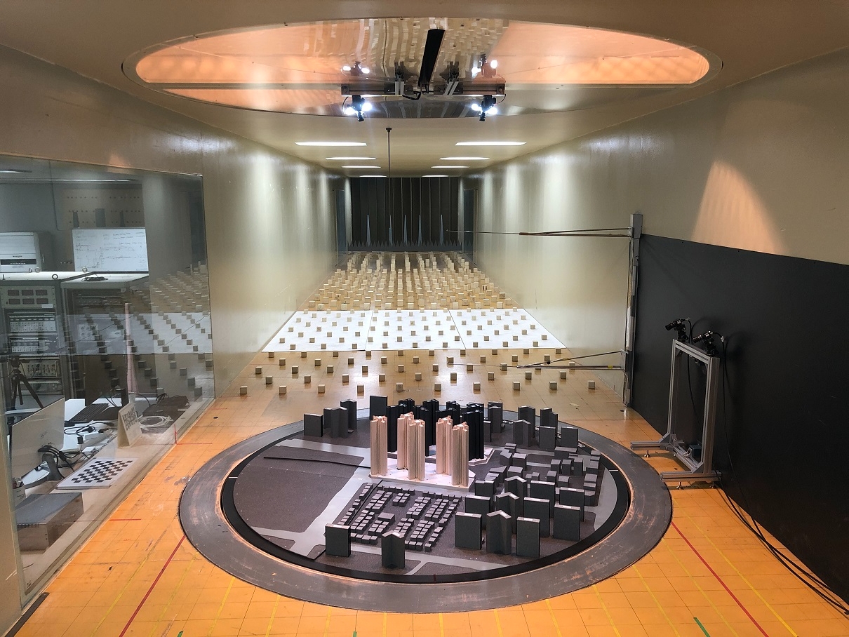 대우건설 기술연구원 풍동실험동에 설치된 '영상기반 구조물 변위계측시스템' / 사진제공=대우건설