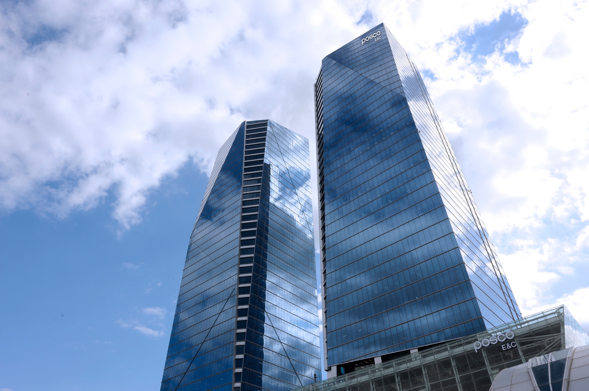 포스코건설 송도 사옥 전경