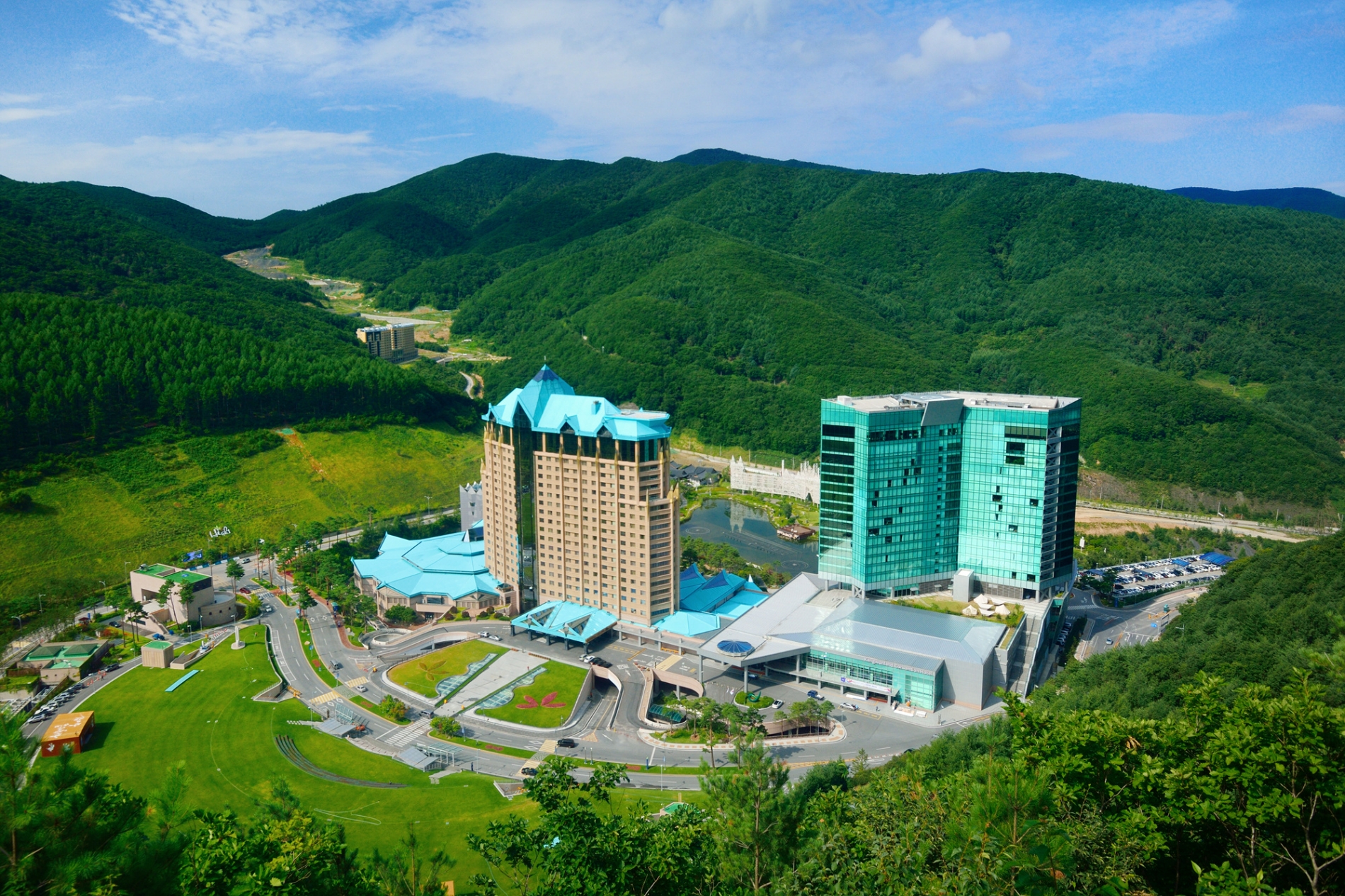 강원랜드 카지노. 하이원 그랜드호텔 전경. /사진제공=강원랜드