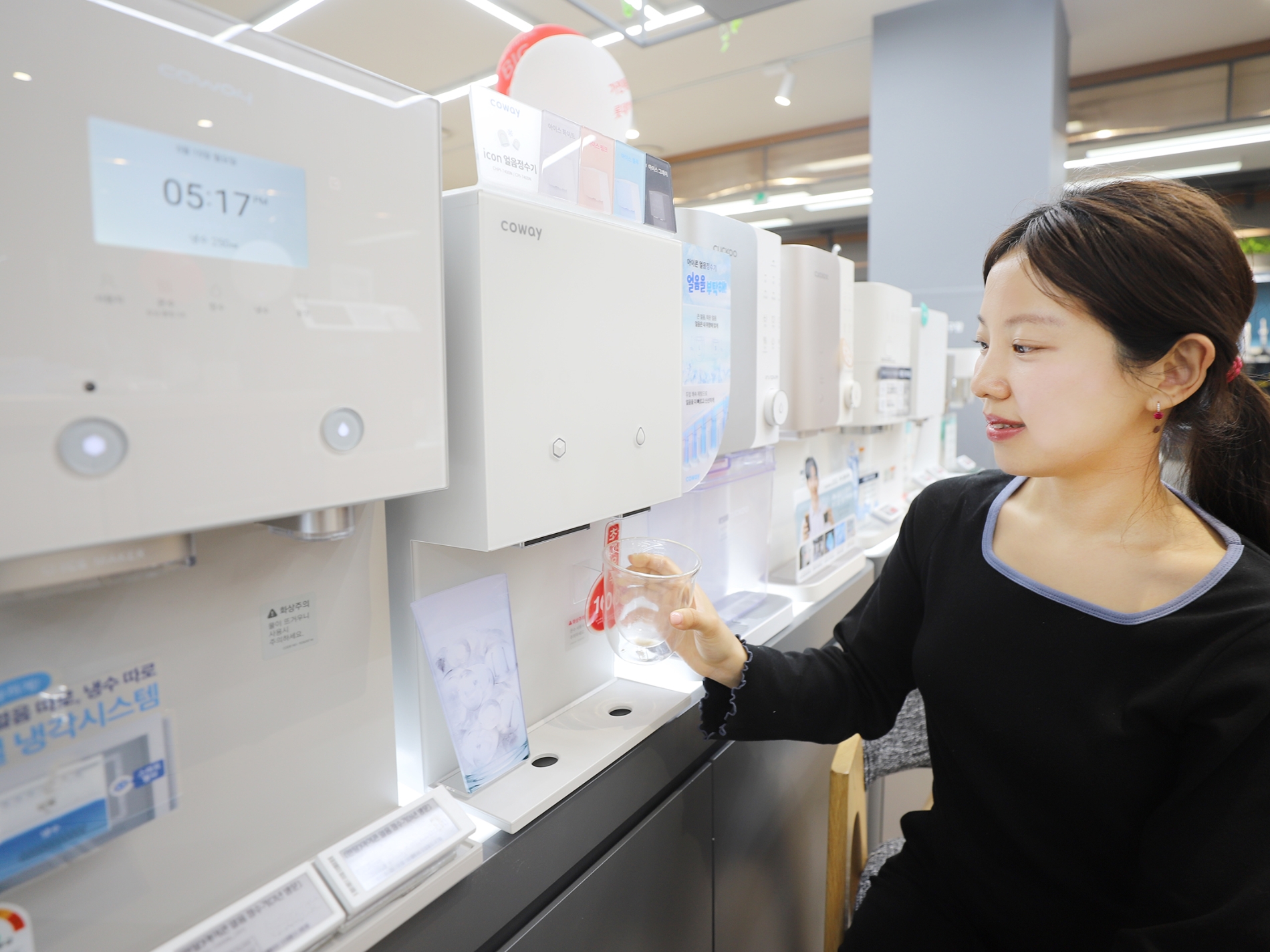 갑작스러운 더위에 여름가전 매출이 증가하고 있다. /사진제공=롯데하이마트