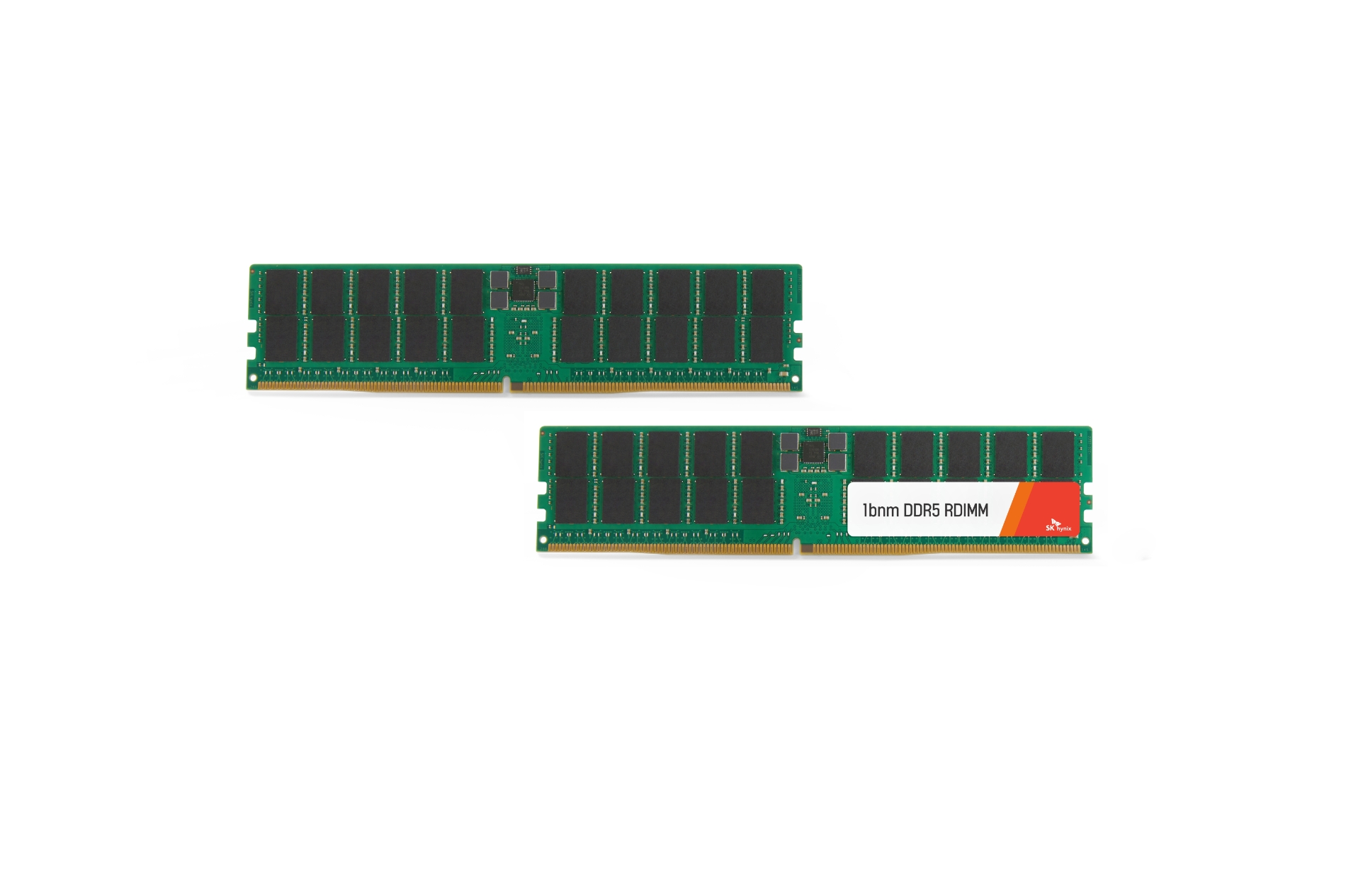 SK하이닉스 1b DDR5 서버용 64기가바이트 D램 모듈. 사진 제공=SK하이닉스