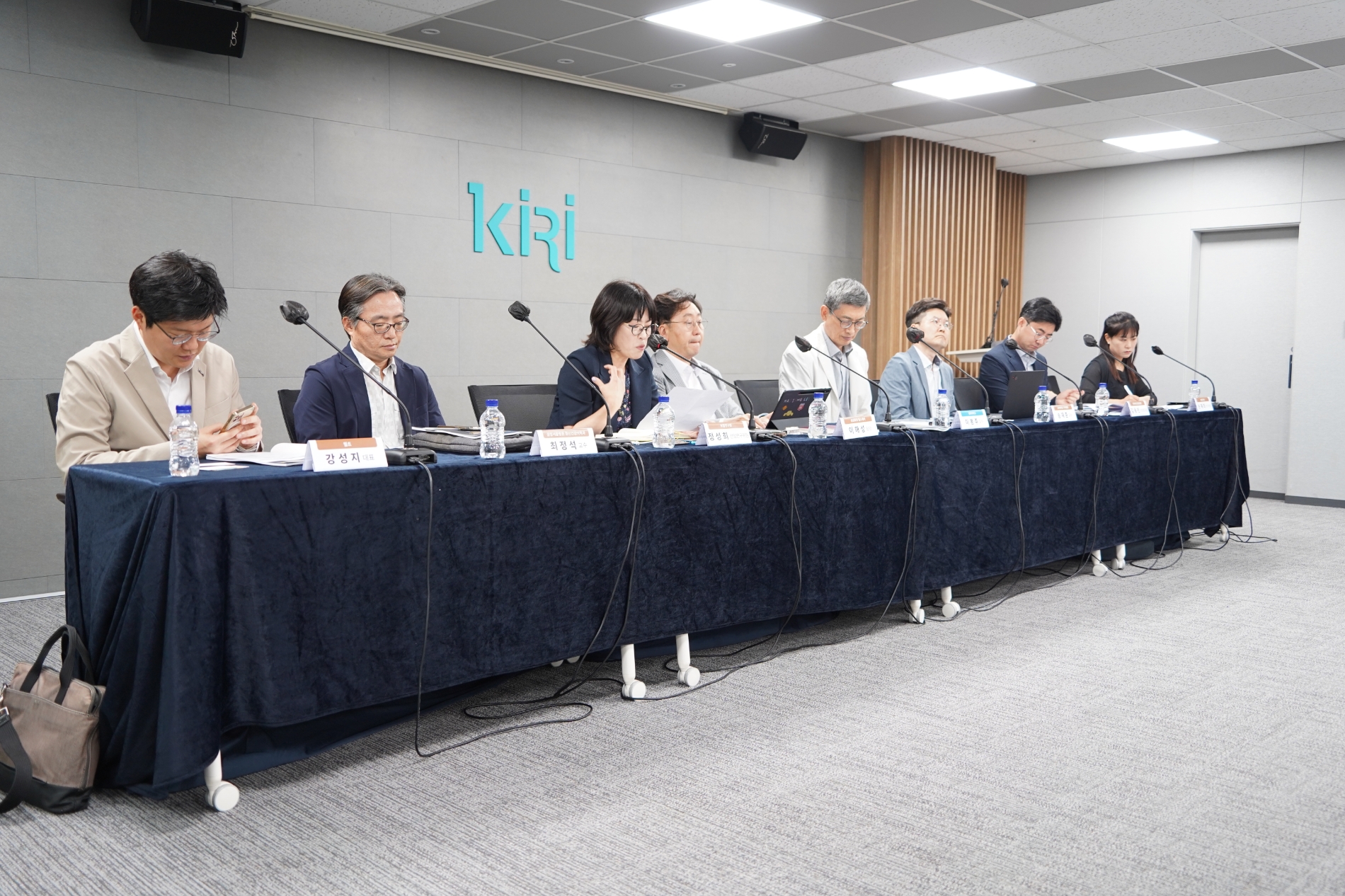 27일 오후2시 보험연구원 12층 컨퍼런스룸에서 열린 '디지털 치료제의 이해와 활용: 정신건강관리를 중심으로' 세미나 발표회에서 패널토론을 하고 있다.(2023.06.27.)./사진제공=보험연구원