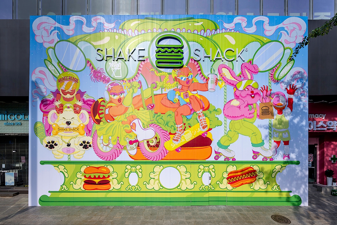 쉐이크쉑 강남점이 아티스트 서인지와 협업해 선보인 ‘더 랜드마크 인 강남 (The Landmark in Gangnam)’ 호딩 아트./ 사진 = SPC