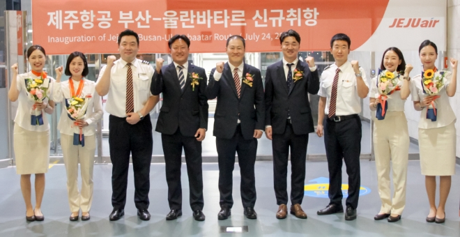 제주항공(대표 김이배)은 24일부터 부산~울란바토르 노선에 주 3회(월∙수∙토) 일정으로 신규 취항하며 한~몽골 하늘 길 넓히기에 나선다. /사진제공=제주항공.