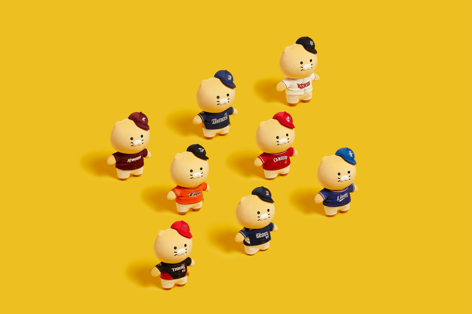 카카오는 프로야구 10개 구단과 카카오프렌즈 캐릭터 춘식이를 활용한 협업 굿즈를 출시한다. / 사진제공=카카오
