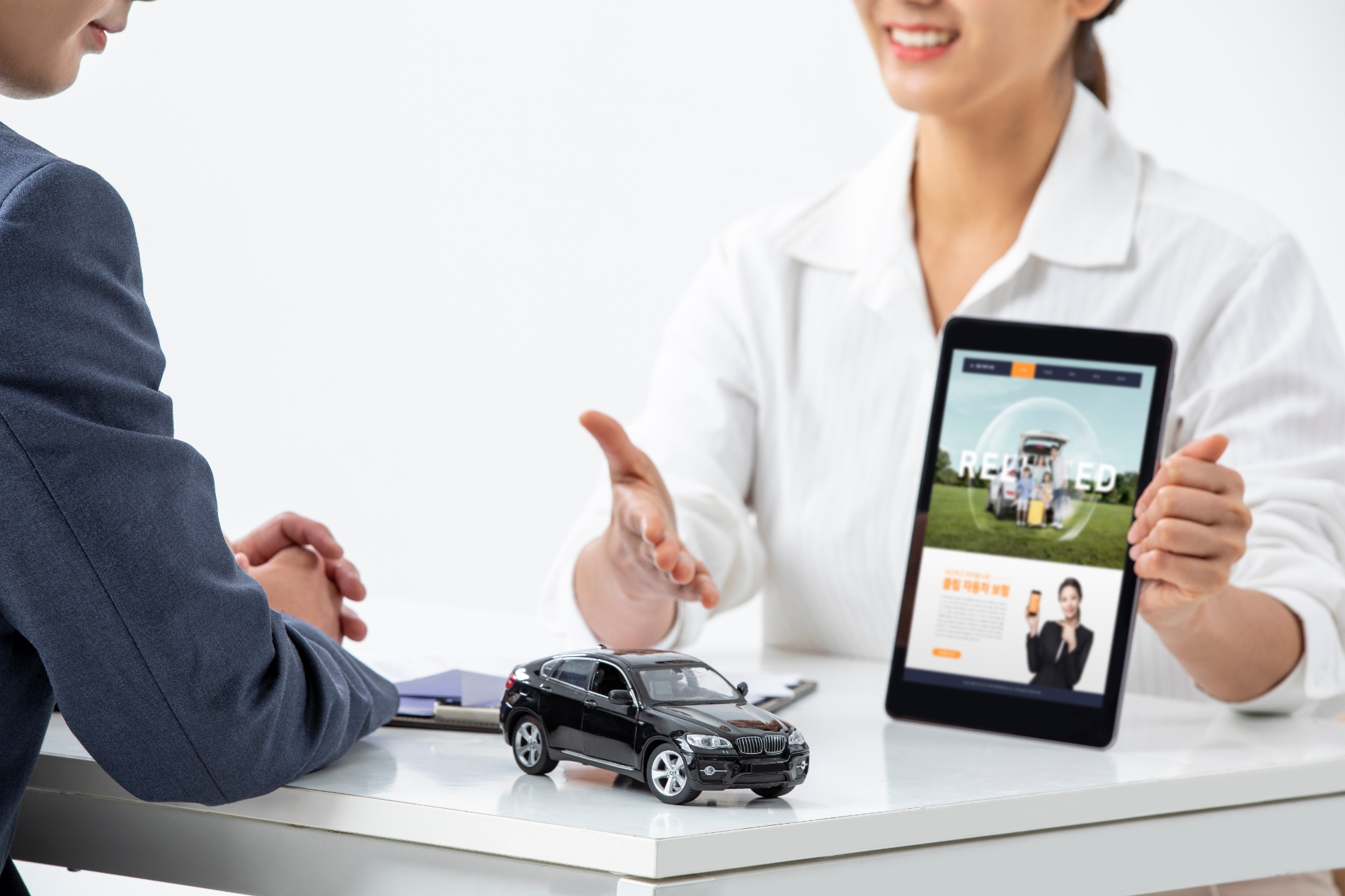 손해보험협회가 소비자보호에 공로를 세운 '블루리본 컨설턴트' 2527명을 선정했다./사진제공=이미지투데이