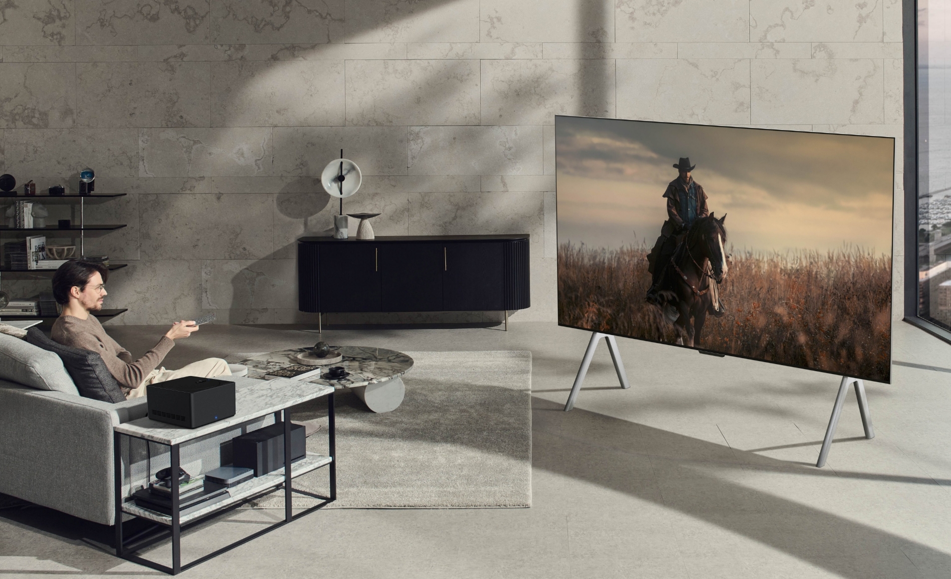 LG전자가 올해 상반기 OLED TV 시장서 확고한 1위를 차지했다./사진제공=LG전자