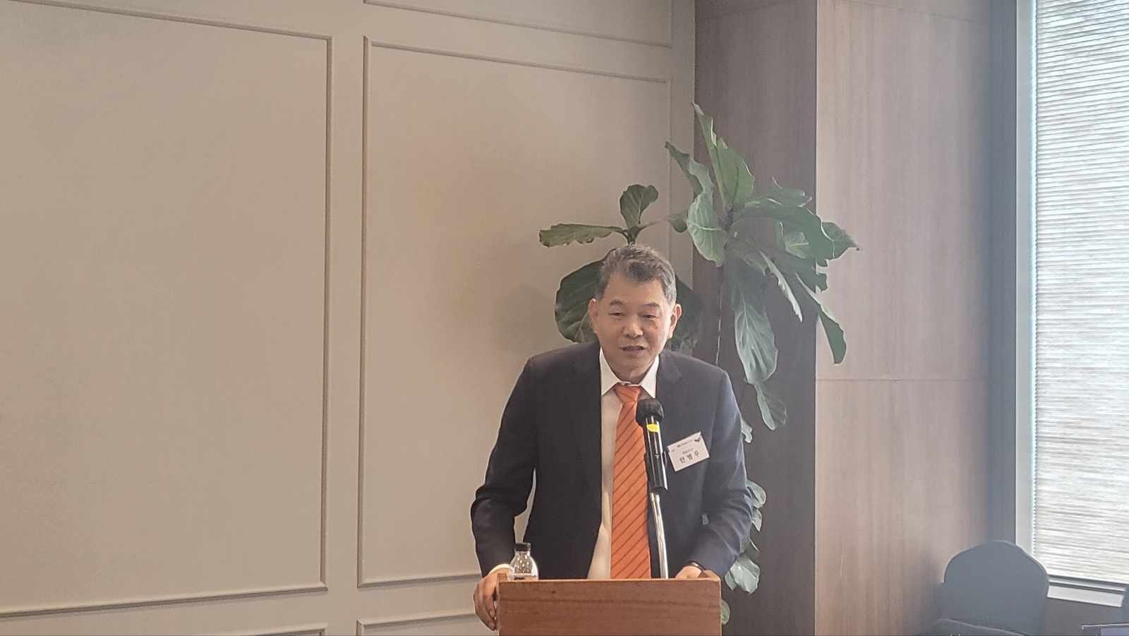 안병두 신성에스티 대표이사가 4일 서울 여의도에서 열린 기업공개(IPO) 기자간담회에서 인사말을 하고 있다. /사진 = 한국금융신문(2023.10.04)