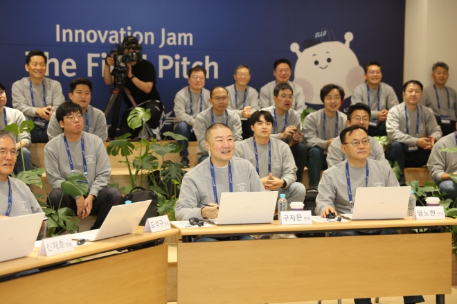 LS그룹(회장 구자은)은 6일 그룹 미래성장 다짐의 장으로서 지난해부터 새롭게 시작한 ‘LS Future Day’를 올해로 2회째 안양 LS타워에서 개최했다. 사진제공=LS그룹.