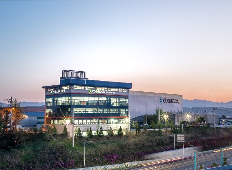 충청북도 음성군에 있는 화장품 OGM(Original Global standard and Good Manufacturing) 전문 기업 ‘코스메카코리아’(대표 조임래‧박은희) 본사 전경./사진제공=코스닥(KOSDAQ)협회(회장 오흥식) 정책총괄팀