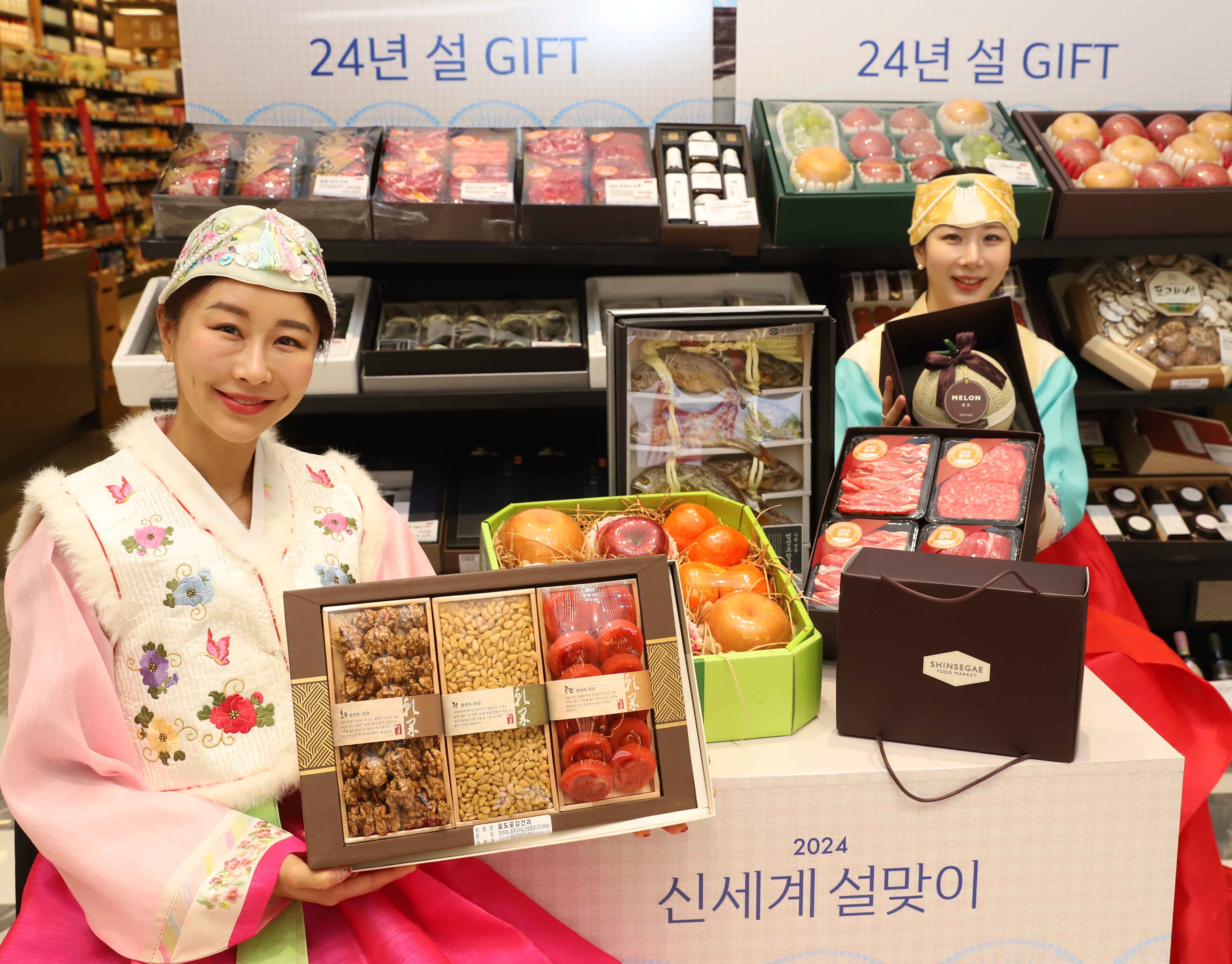 신세계백화점은 초프리미엄 상품으로 '5-STAR' 한우를 선보인다. /사진제공=신세계백화점