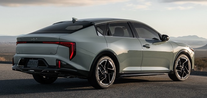 기아 K4, 아반떼보다 넉넉한 뒷자리...하반기 미국에서 출시