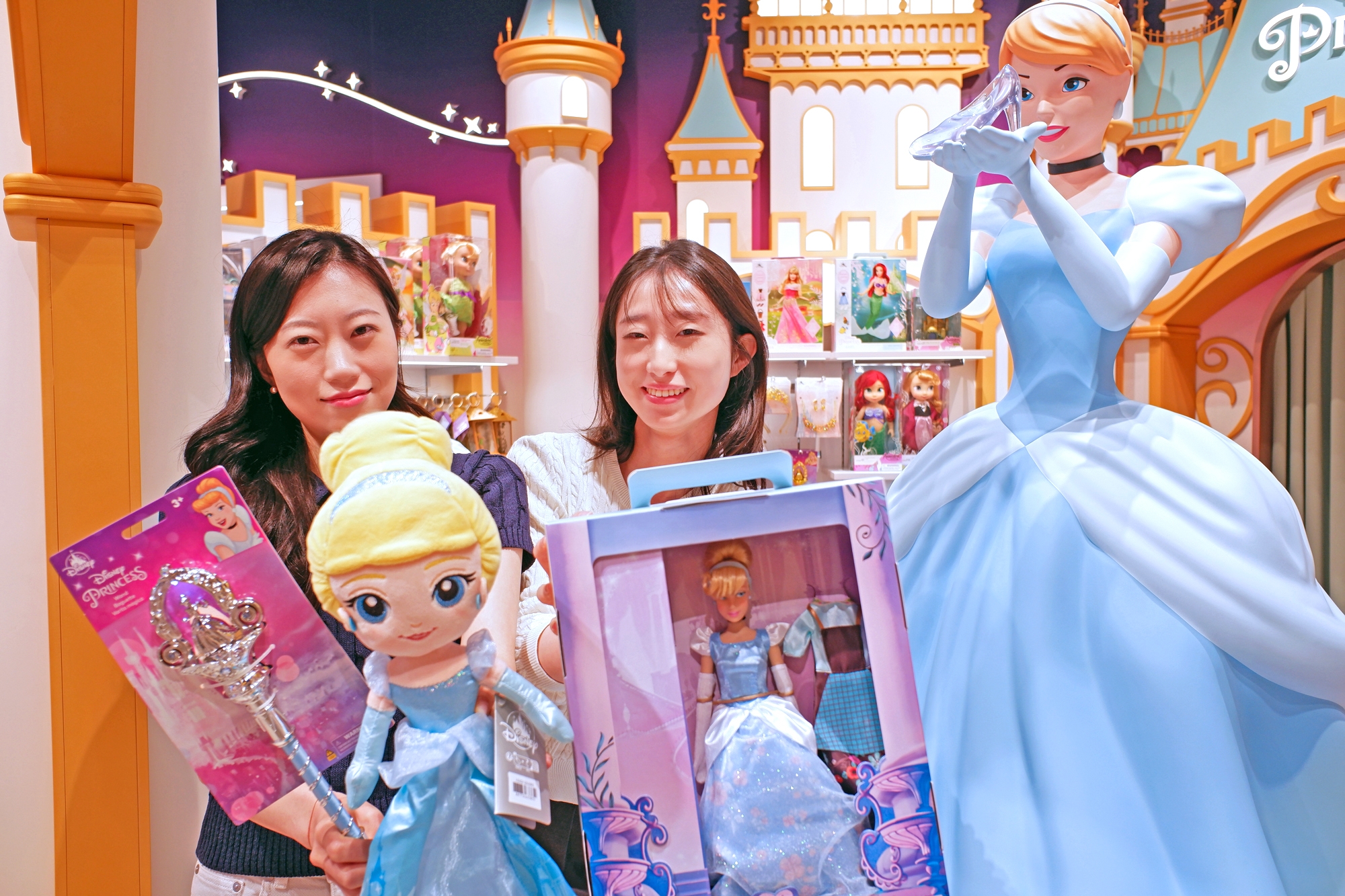 현대프리미엄아울렛 남양주점에 최대규모의 디즈니스토어가 오픈했다. /사진제공=현대백화점