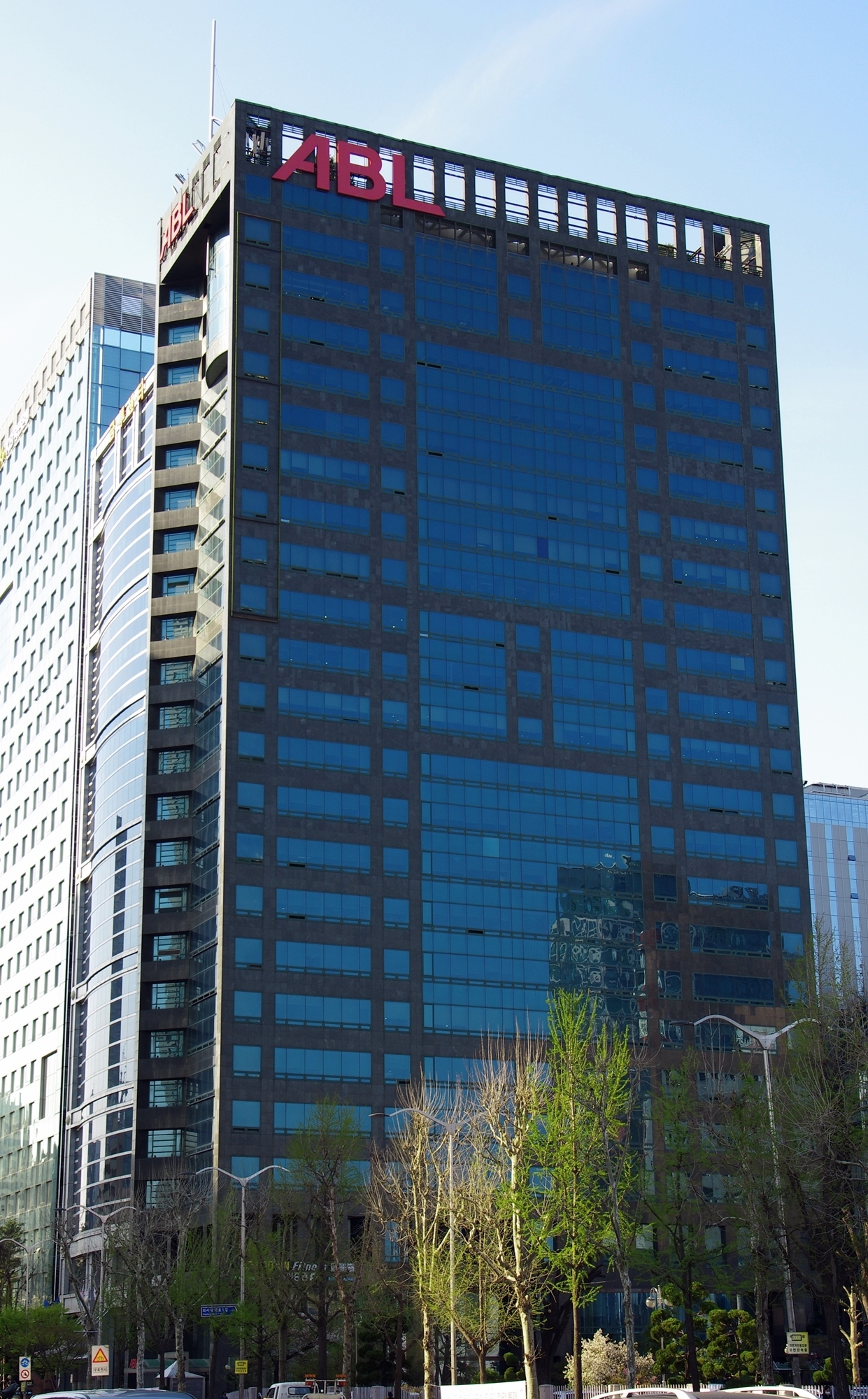 ABL생명, 2023년 생명보험사 자산운용수익률 7년 연속 '톱3'