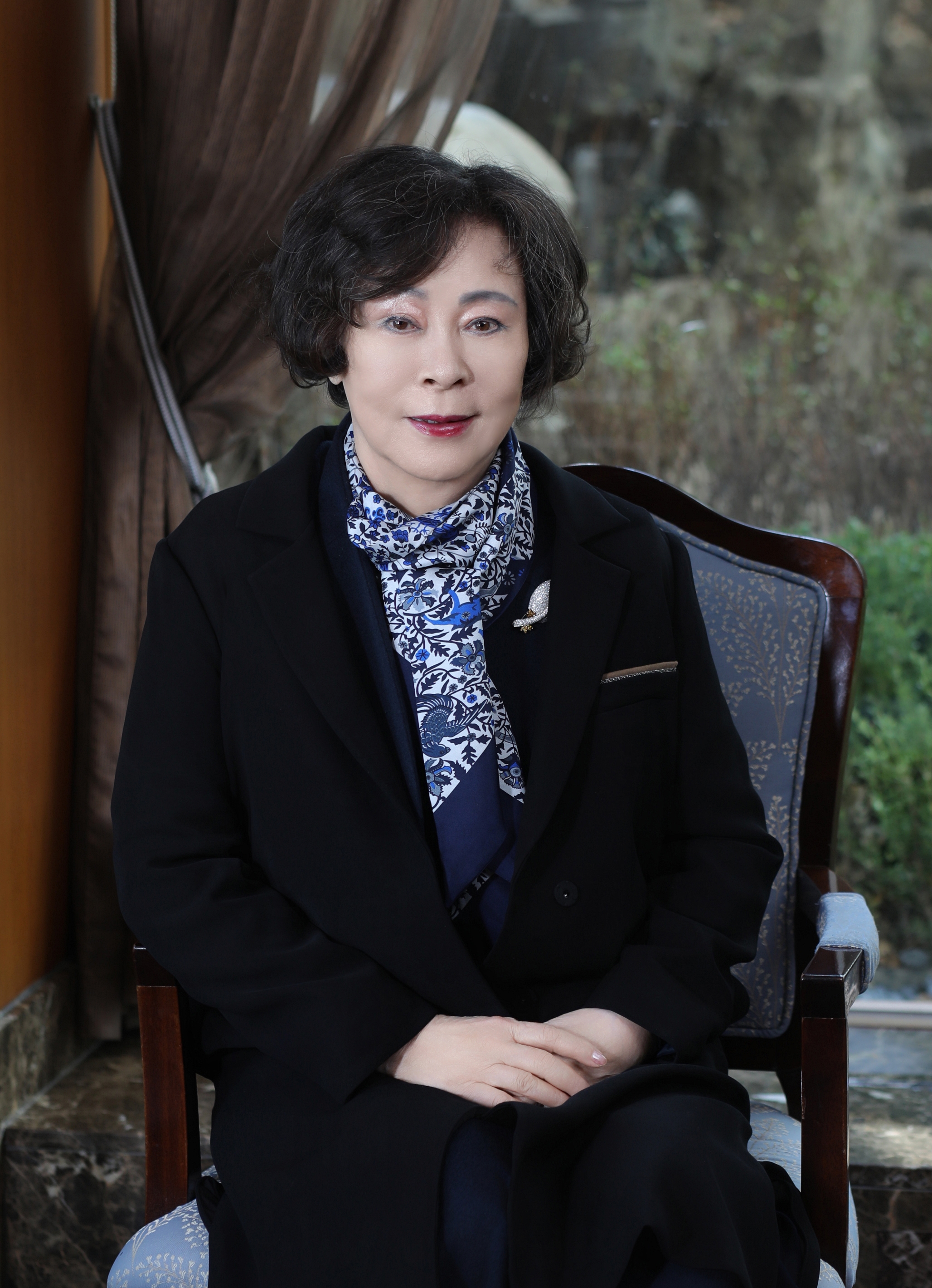 신격호 롯데명예회장의 장녀 신영자 씨가 최그ㄴ 롯데쇼핑 주식 140억 규모를 매각했다. /사진제공=롯데장학재단