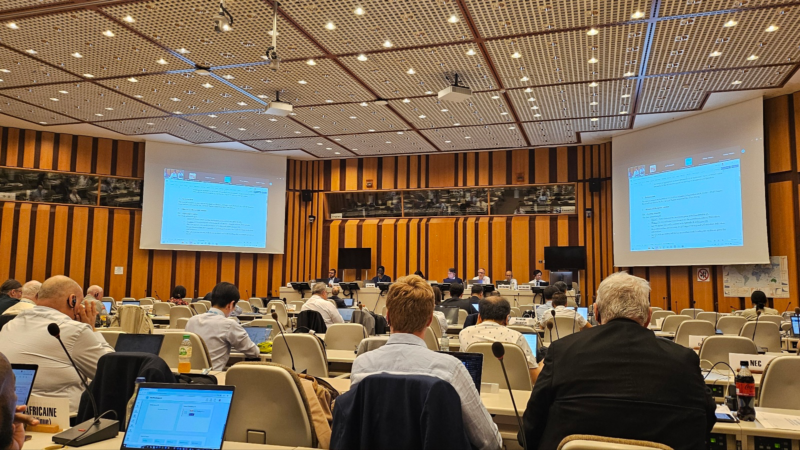 에프엔에스벨류가 국제표준으로 제안한 ‘분산원장 기술을 이용한 일회용 인증키 기반의 인증체계’가 지난 2일부터 6일까지 스위스 제네바 ITU(국제전기통신연합)에서 개최된 ITU-T SG17 국제회의서 사전 채택됐다./사진 제공 = 에프엔에스벨류