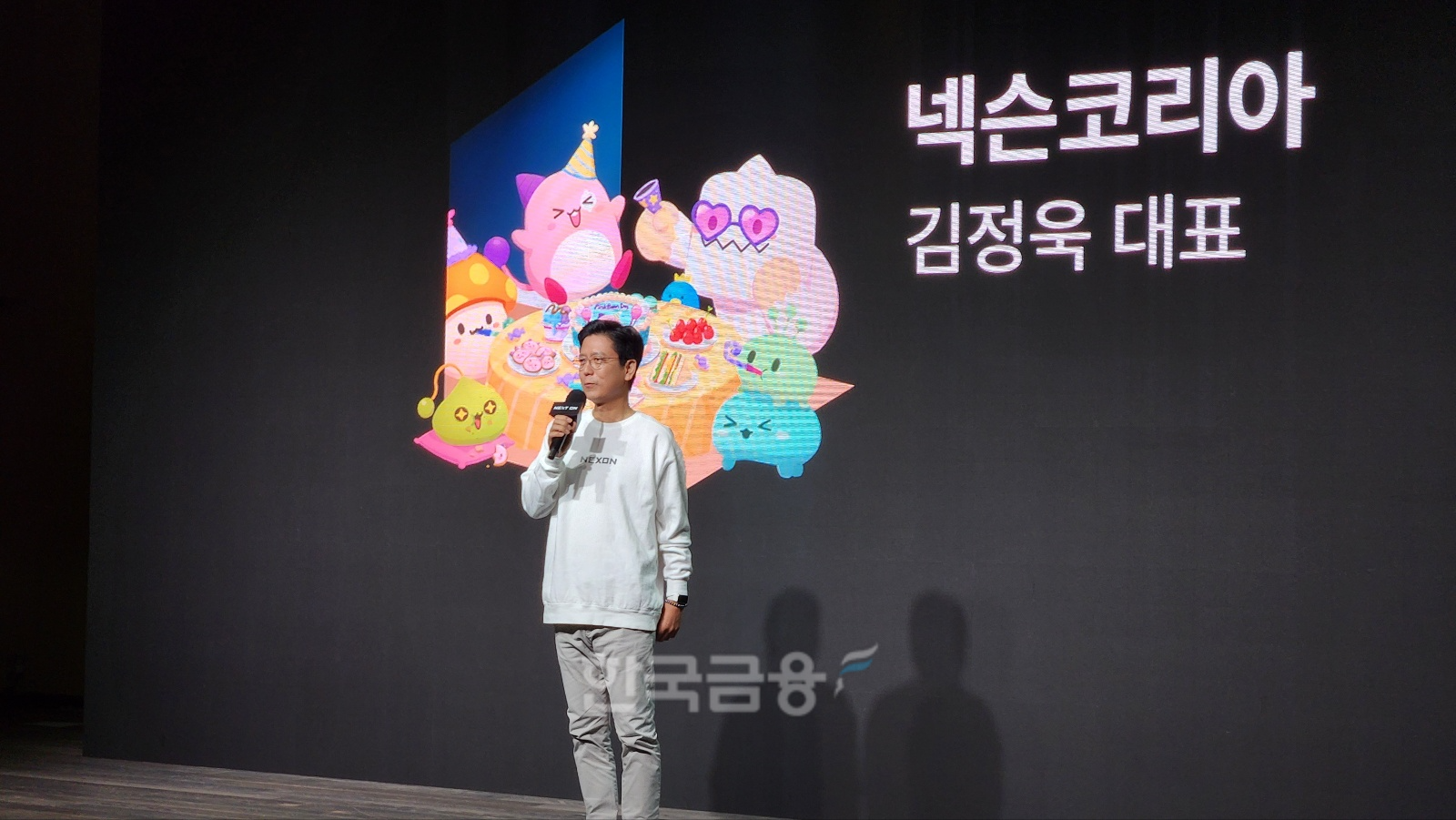 김정욱 넥슨 공동대표가 30일 언론 간담회에서 넥슨의 새로운 비전에 대해 소개하고 있다. / 사진=김재훈 기자
