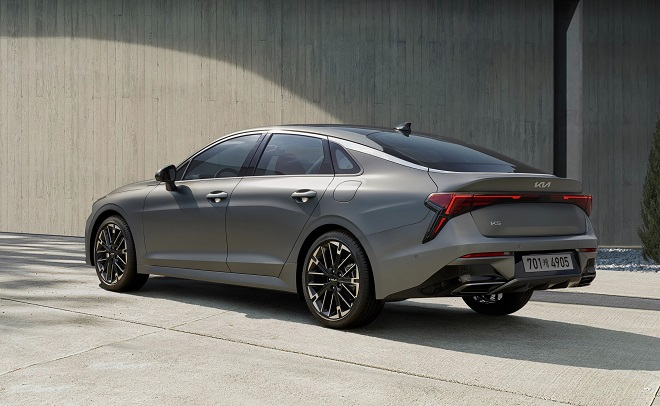 기아 '더 2025 K5' 출시...가성비 '스마트 셀렉션' 추가