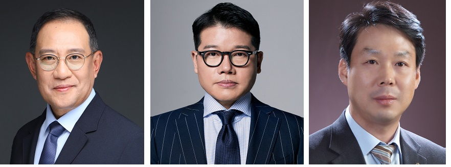 (왼쪽부터) 허성 코오롱인더스트리 제조부문 사장, 유석진 코오롱인더스트리 FnC부문 사장(중국지주사 겸임), 김영범 코오롱ENP 사장.