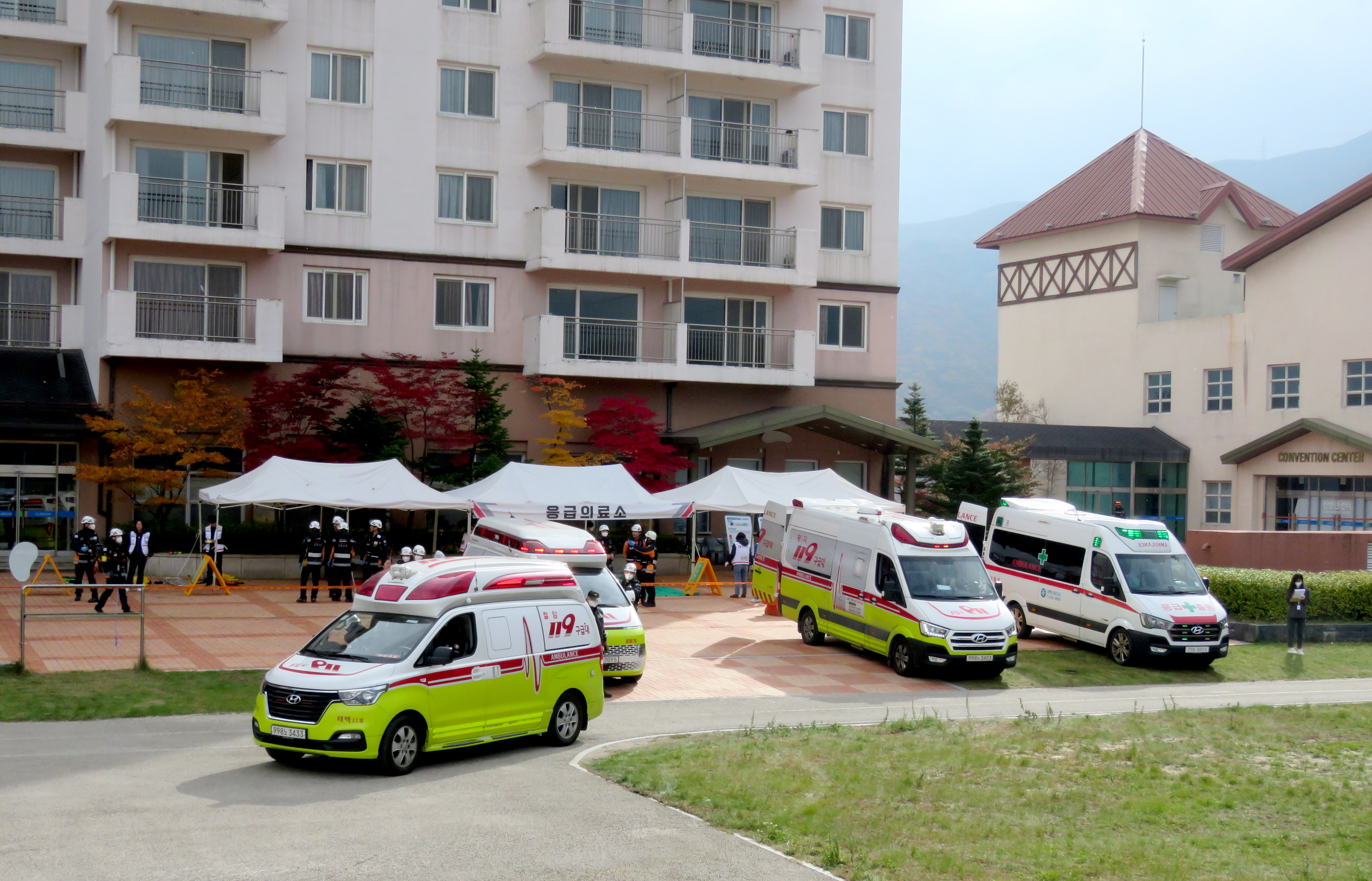 부영그룹 오투리조트·태백소방서 관계자들이 합동 소방훈련을 펼치는 모습./사진제공=부영그룹