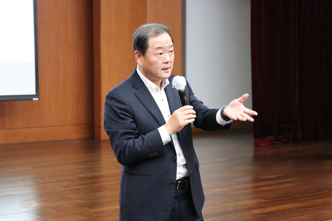 빈중일 KB캐피탈 대표이사가 2025년 KB캐피탈 경영전략회의에서 올해 경영전략에 대해 말하고 있다. (2025.01.17.)/사진 제공 = KB캐피탈