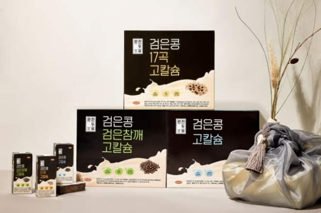 완전두유 검은콩 고칼슘3종. /사진=한미사이언스