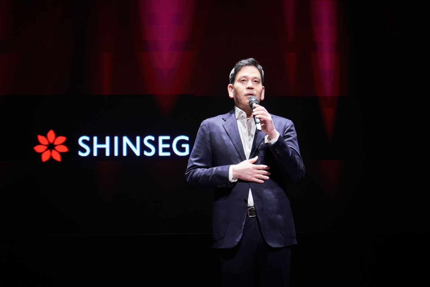 정용진 신세계그룹 회장이 전년보다 줄어든 연봉을 수령했다. /사진제공=신세계그룹