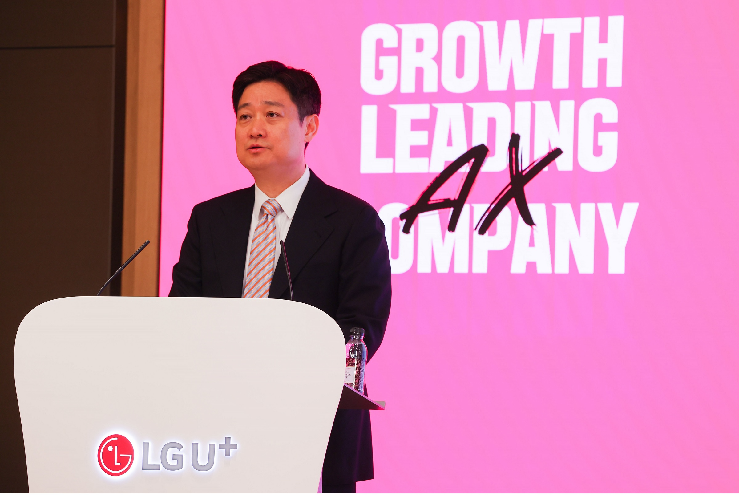 홍범식 LG유플러스 사장이 25일 정기 주주총회를 통해 신규 사내이사와 대표이사에 공식 선임됐다. / 사진=LG유플러스