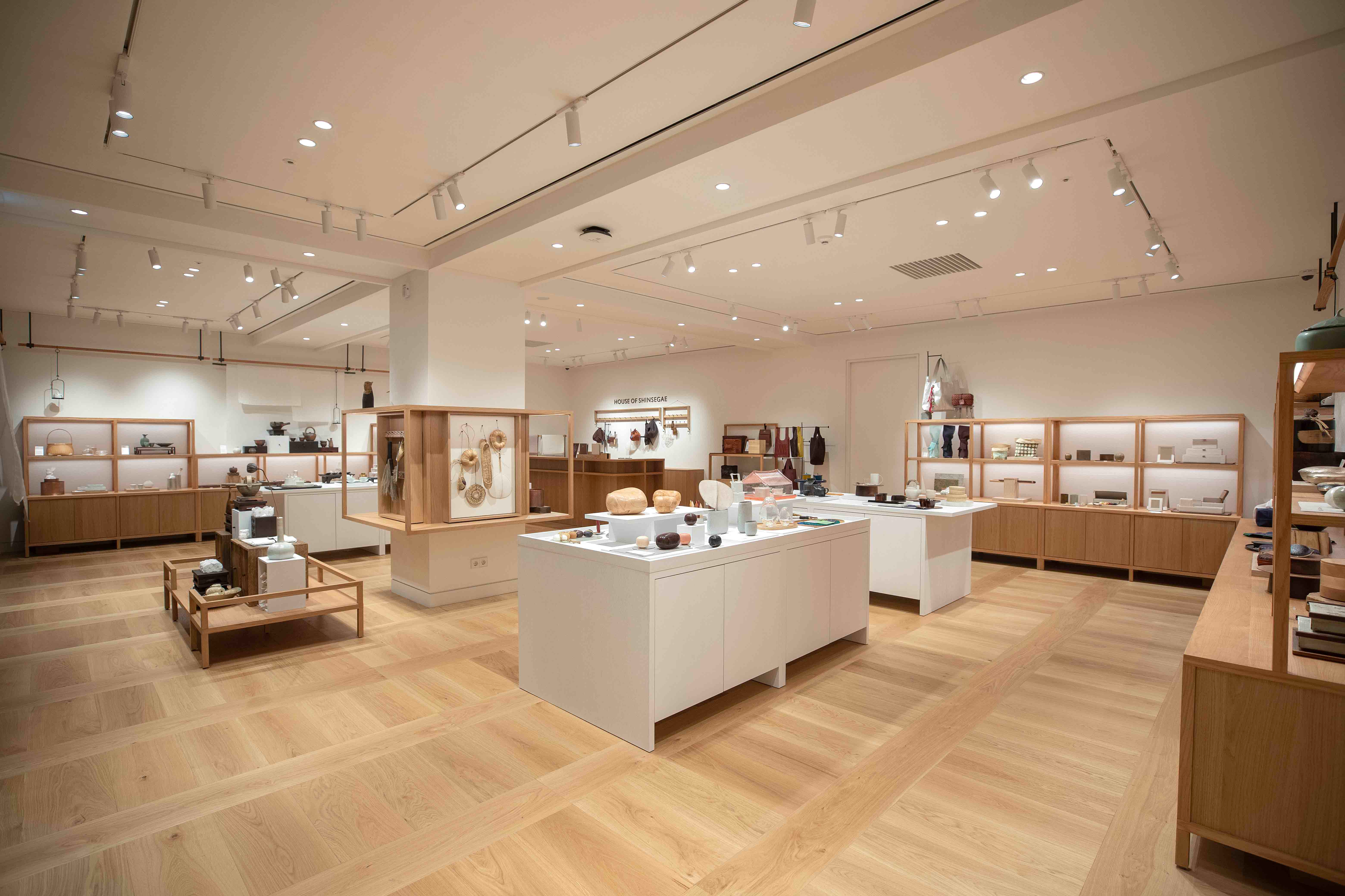 신세계백화점 더헤리티지 내부 모습. /사진제공=신세계백화점