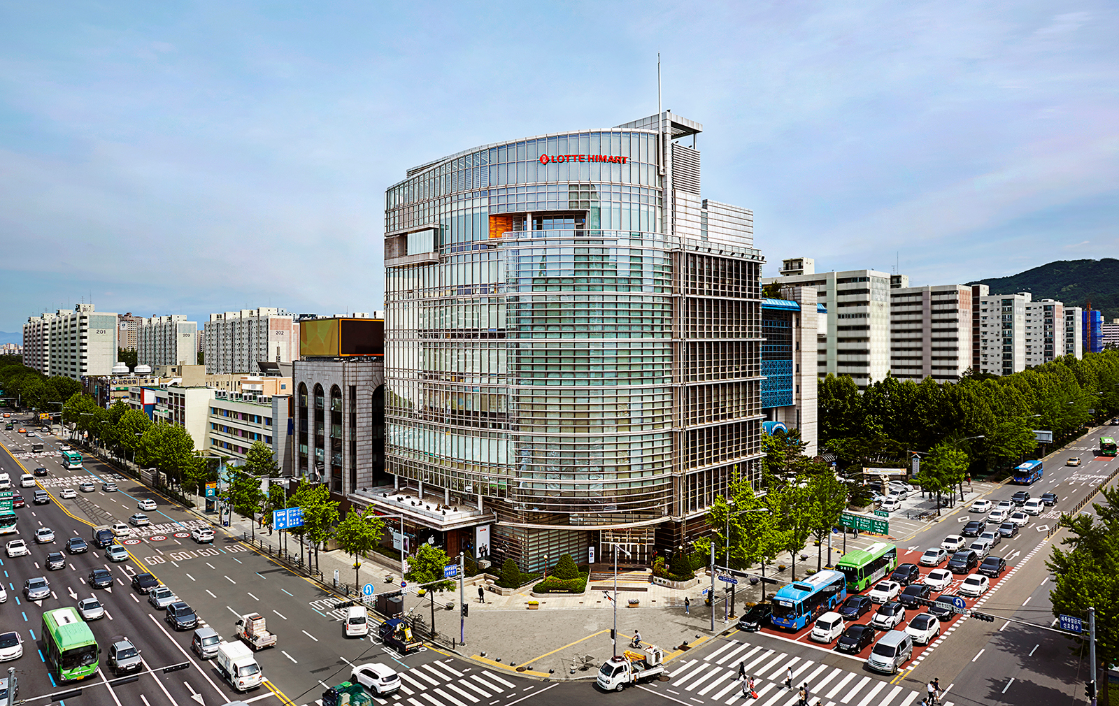 롯데하이마트가 올해 1분기 매출 성장세에 접어들었다. /사진 제공=롯데하이마트