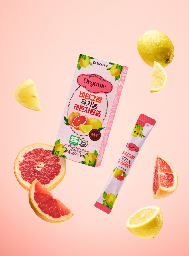 비타민C 전문 브랜드 비타그란이 신제품 '비타그란 유기농 레몬자몽즙'을 출시했다. /사진=동아제약